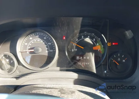 2017 Jeep Compass Sport 4X4 z USA, uszkodzony, nr VIN 1C4NJDBB0HD129207